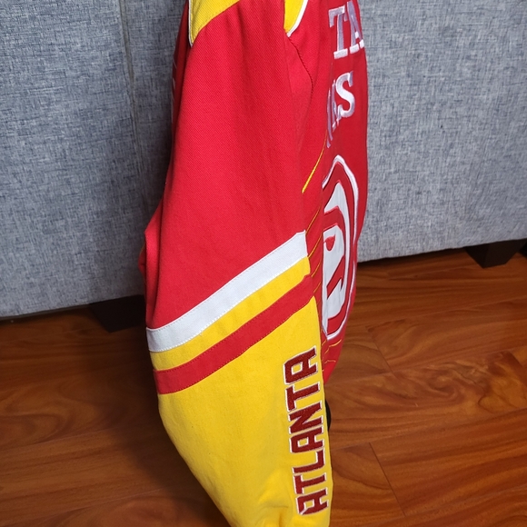 Atlanta Hawks Jacket - Picture 6 of 9